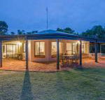 Yallingup Pet Friendly Bush Retreat - Accommodation Sunshine Coast