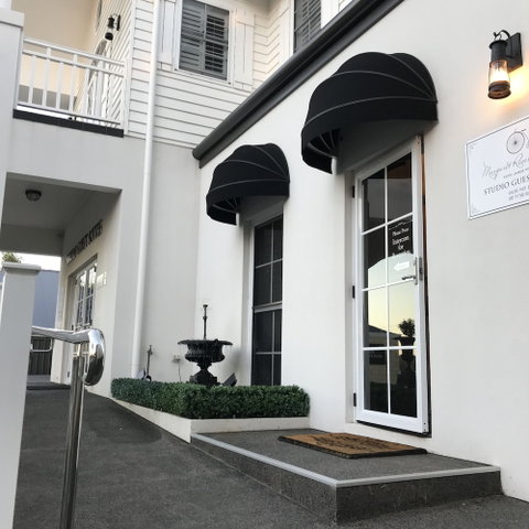 Studio Guest Suites - Margaret River - Accommodation Sunshine Coast 3