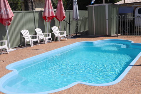 Country Roads Motor Inn Gayndah Qld - Accommodation Sunshine Coast 0