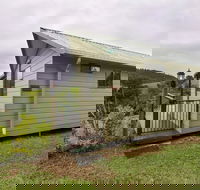 Mena Creek Flower House - Accommodation Sunshine Coast