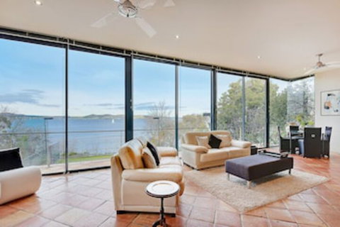 Kylakin On The Derwent River - Rejuvenate Stays - Accommodation Sunshine Coast 0