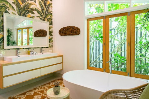 Pineapple Petes Beach House - Accommodation Sunshine Coast 5
