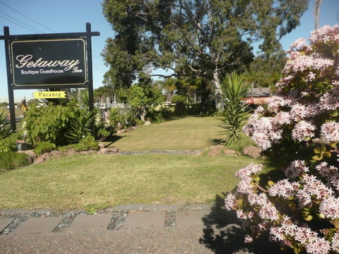 Getaway Inn Boutique Guest House - Accommodation Sunshine Coast 0