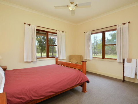 Grasmere Estate Homestead Hear The Lions Roar From Nearby Hunter Valley Zoo - Accommodation Sunshine Coast 5