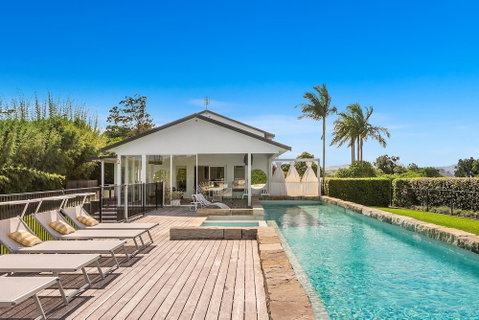 A PERFECT STAY - Villa St Helena - Accommodation Sunshine Coast 3