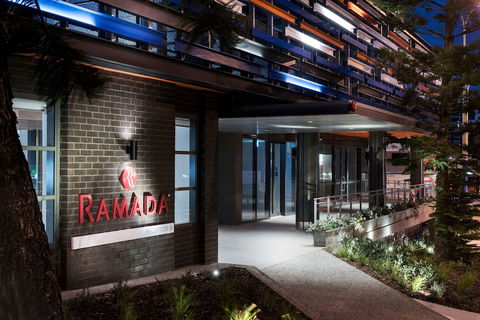 Ramada VetroBlu Scarborough Beach - Accommodation Sunshine Coast 0