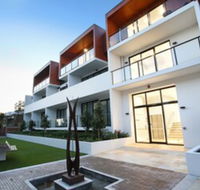 Northcote Hill - StayCentral - Accommodation Sunshine Coast