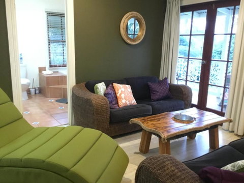 Middleton House Maleny - Accommodation Sunshine Coast 6