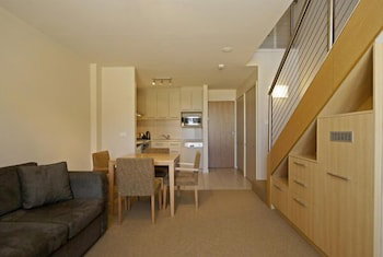 Chalet Hotham 20 - Accommodation Sunshine Coast 2