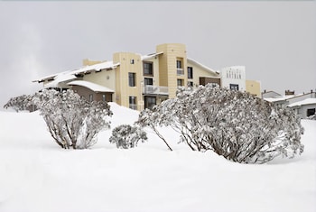 Chalet Hotham 20 - Accommodation Sunshine Coast 0