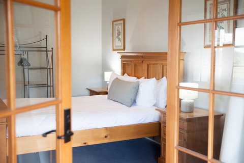 Audrey Wilkinson Vineyard - Accommodation Sunshine Coast 6