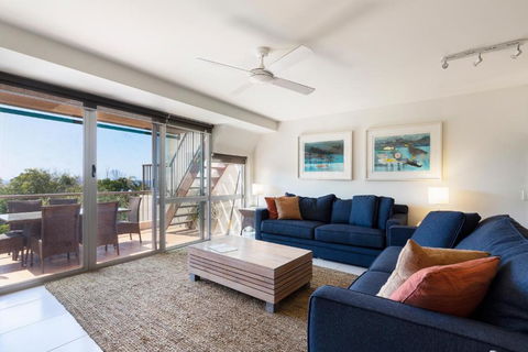 Comfortable & Stylish With Rooftop Spa - Accommodation Sunshine Coast 6