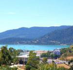 Cumberland Holiday Home Holiday Home - Accommodation Sunshine Coast