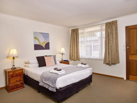 Star Hotel Motel Barnawartha - Accommodation Sunshine Coast 2