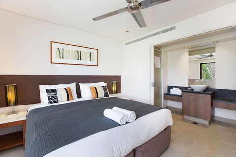 Private Sea Temple Penthouse 407 - Accommodation Sunshine Coast 3