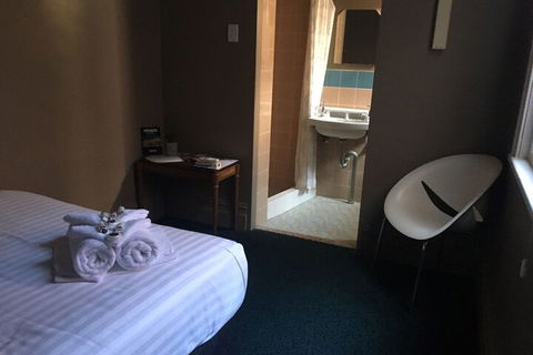 Swansea Hotel - Accommodation Sunshine Coast 6