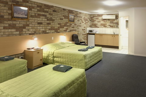 D'Aguilar Hotel Motel - Accommodation Sunshine Coast 3