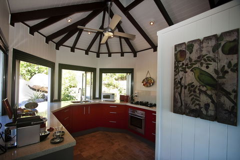 Bedarra Beach House - Accommodation Sunshine Coast 2