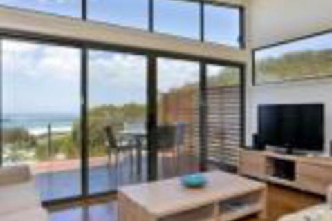 Earth Sea Sky - Accommodation Sunshine Coast 0