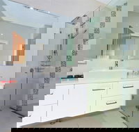 Ocean 180A - Accommodation Sunshine Coast