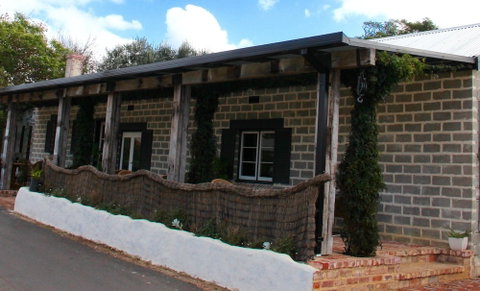 Bakehouse '38 Restaurant & Guesthouse - Accommodation Sunshine Coast 0