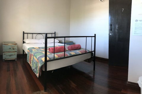 Kimberley Travellers Lodge - Hostel - Accommodation Sunshine Coast 5