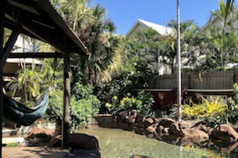 Kimberley Travellers Lodge - Hostel - Accommodation Sunshine Coast 0