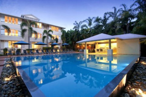 27 @ Cayman Villas - Accommodation Sunshine Coast 0
