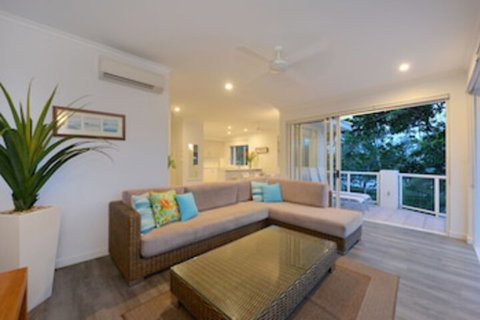 On The Beach 321 - Accommodation Sunshine Coast 0