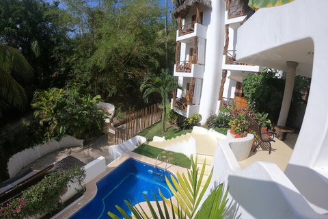 Villa Heliconia - Accommodation Sunshine Coast 2
