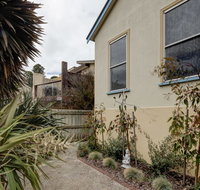 Beach Breeze Apartment - Accommodation Sunshine Coast