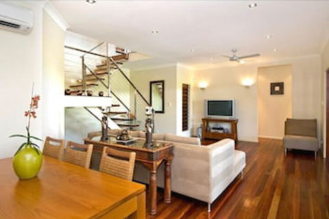 Torun Holiday House - Accommodation Sunshine Coast 3