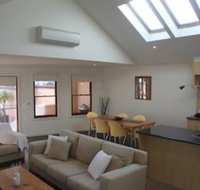 Tennysons on Sackville - Accommodation Sunshine Coast