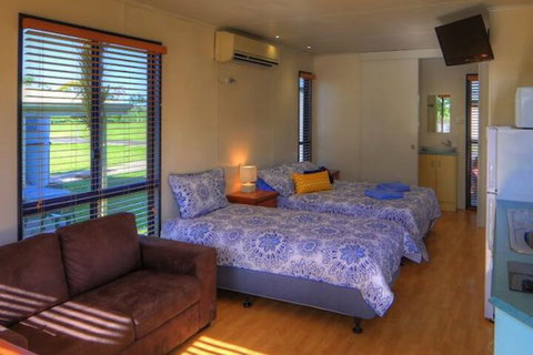 August Moon Caravan Park - Accommodation Sunshine Coast 7