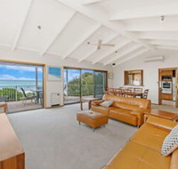 East Beach House - Accommodation Sunshine Coast