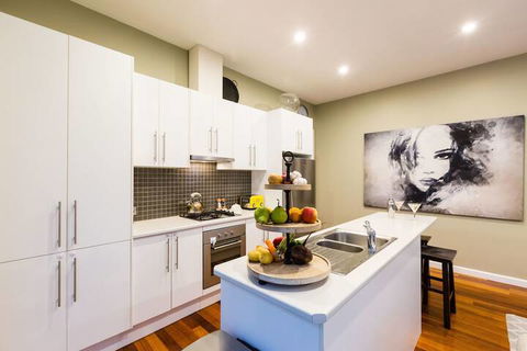 ELISE, 2BDR Windsor House - Accommodation Sunshine Coast 2