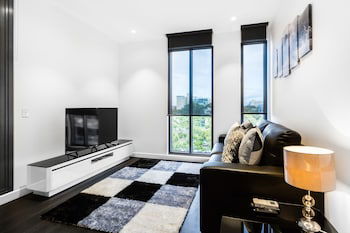 ESTHER, 2BDR South Yarra Apartment - Accommodation Sunshine Coast 0