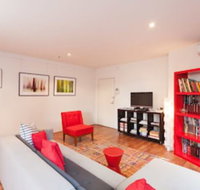 BENJAMIN 2BDR Melbourne Apartment - Accommodation Sunshine Coast