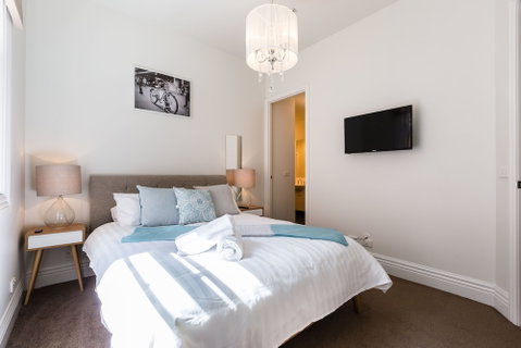 AERIN, 2BDR Melbourne Apartment - Accommodation Sunshine Coast 0