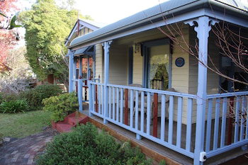 Ambrose Cottage Front Apt - Accommodation Sunshine Coast 3