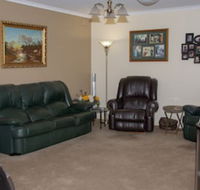 Chrissies Palace Hostel - Accommodation Sunshine Coast