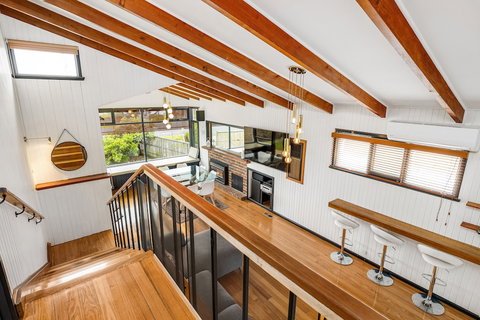 Beach Front Beauty - Accommodation Sunshine Coast 0