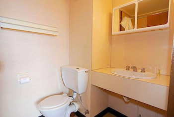 Hotham 1750 11 - Accommodation Sunshine Coast 1