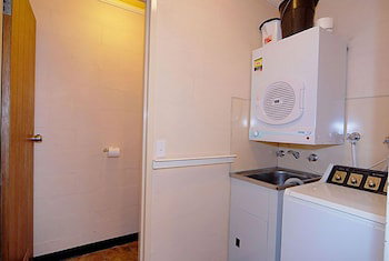 Hotham 1750 11 - Accommodation Sunshine Coast 5
