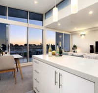 StayCentral Brunswick Penthouse - Accommodation Sunshine Coast