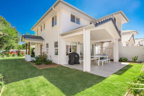 A PERFECT STAY - Amity At Seadrift - Accommodation Sunshine Coast 0