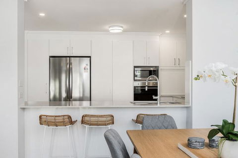 A PERFECT STAY - Amity At Seadrift - Accommodation Sunshine Coast 2