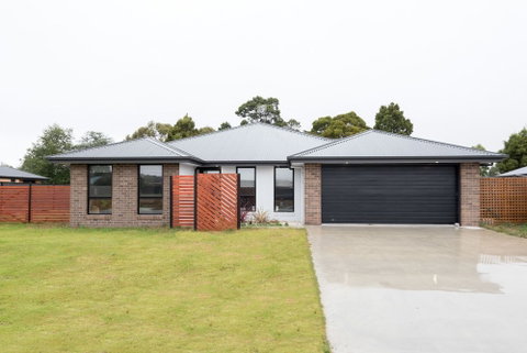 Euphoria House - Accommodation Sunshine Coast 1