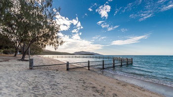 Birdsong House Dingo Beach - Accommodation Sunshine Coast 0