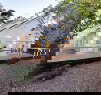 White Cottage - Accommodation Sunshine Coast